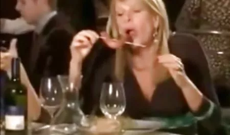 Jak sex darmowe sex filmy bardzo gorąca młoda dziewczyna masturbacja
