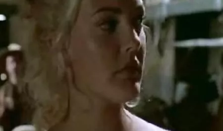 Słodko lizać i ssać palce Dziewczyny sexfilmy 4k latawice