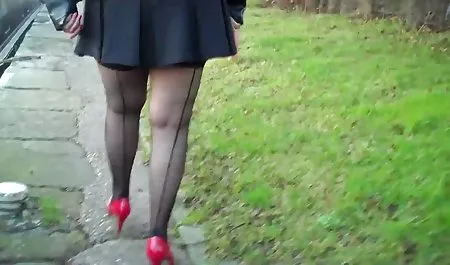 Dziewczyna Tatuirovka w darmowe polskie sex filmy pończochach cieszą
